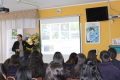 Taller práctico de identificación de plagas para alumnos de liceo Técnico Profesional Simón Bolívar Curicó   Firma de Convenio INIA LICEO  Septiembre 2019
